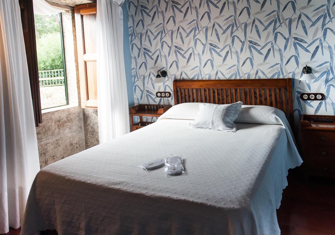 Casa De Costoia Guest House ซานติอาโก เด กอมโปสเตลา ภายนอก รูปภาพ