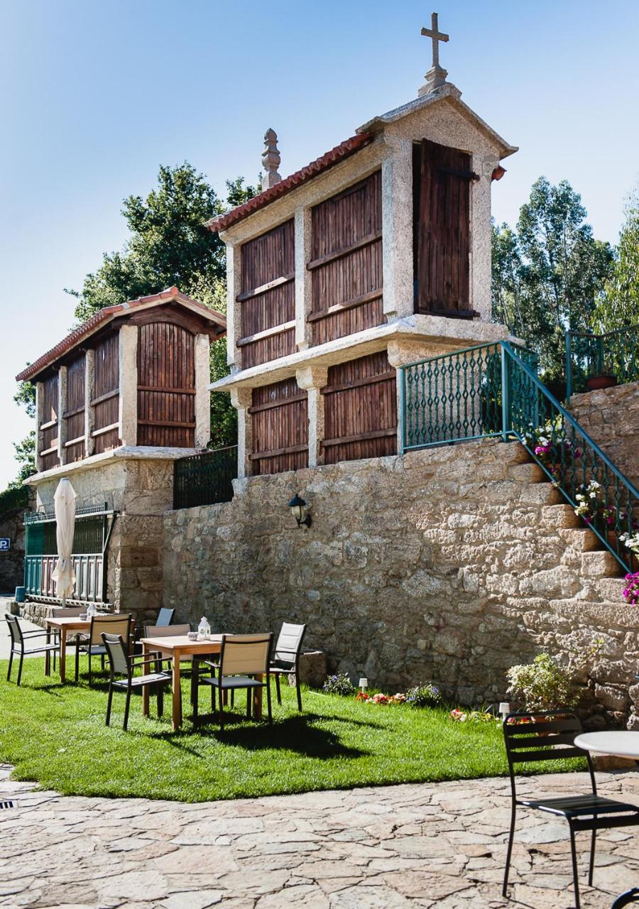 Casa De Costoia Guest House ซานติอาโก เด กอมโปสเตลา ภายนอก รูปภาพ